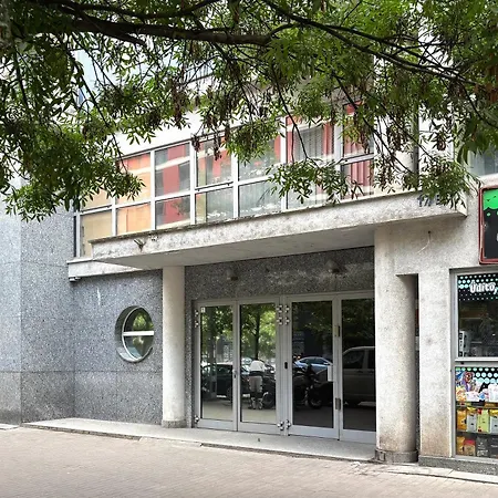Calm Premium Apartment, Terrace & Garage * Budapeşte
