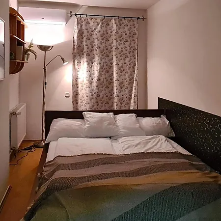 Calm Premium Apartment, Terrace & Garage * Budapešť
