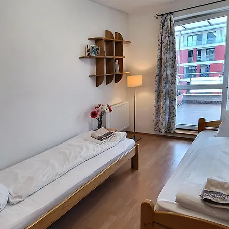 Apartment Calm Premium Apartment, Terrace & Garage *