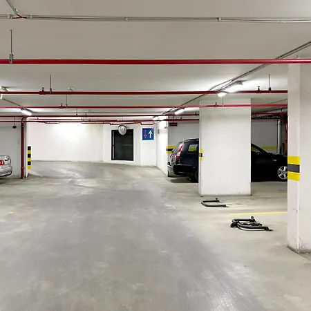 דירה Calm Premium Apartment, Terrace & Garage בודפשט