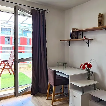 Calm Premium Apartment, Terrace & Garage Budapešť