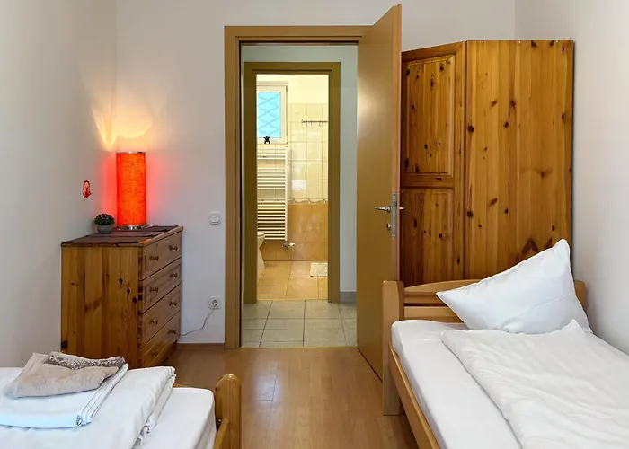 Calm Premium Apartment, Terrace & Garage * Budapest