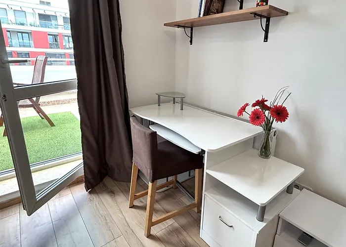 Calm Premium Apartment, Terrace & Garage *